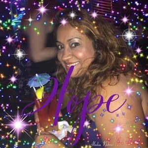 Meet your Posher, Dee